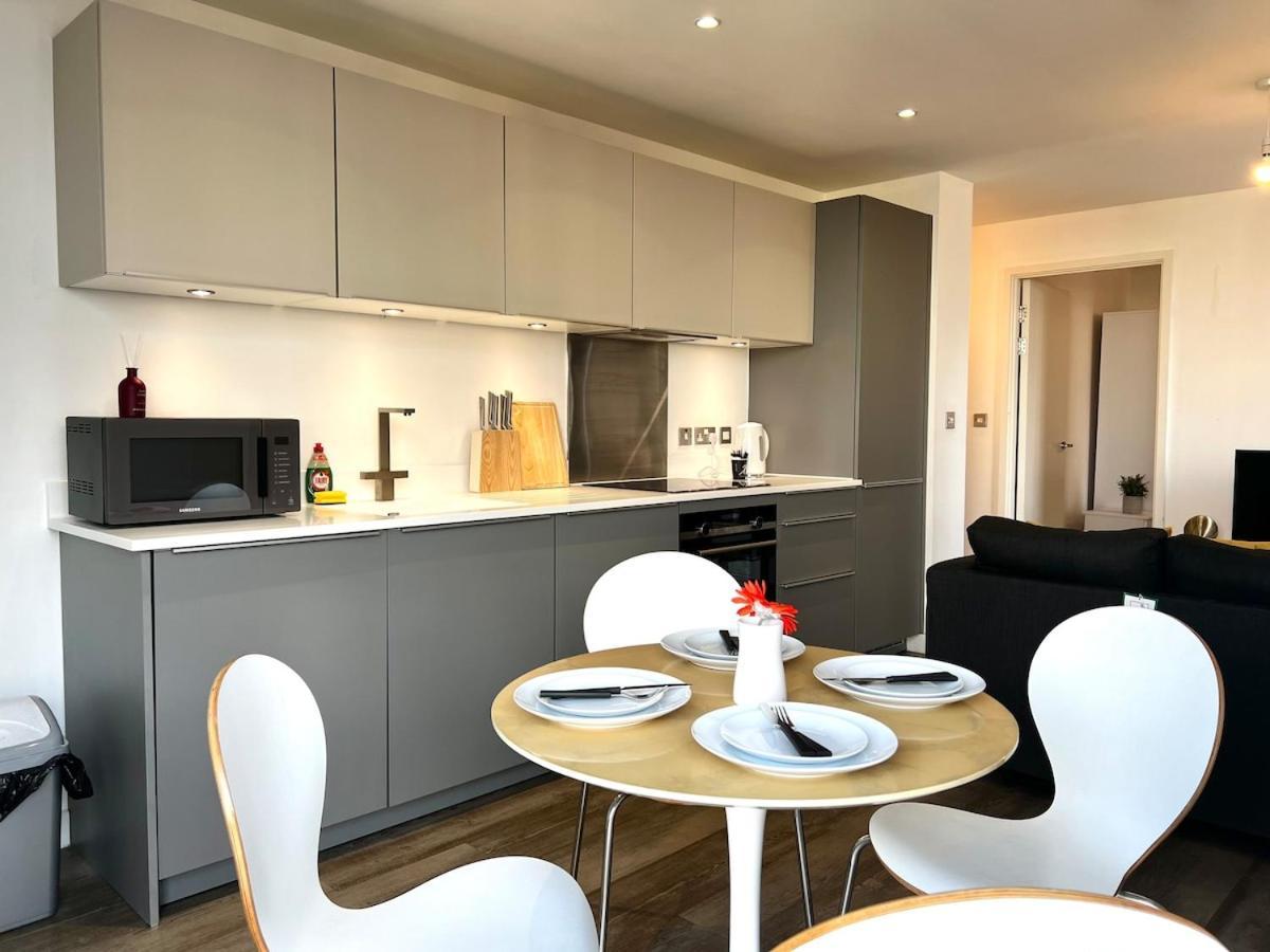 Luxury Centre With Gym And Netflix Apartment *