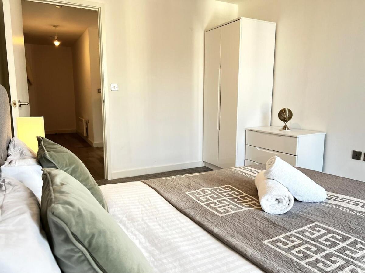 Luxury Centre With Gym And Netflix Apartment